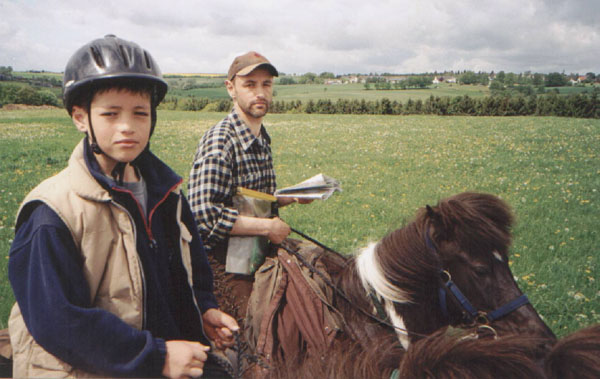 Ralf (r.) mit Sohn Stefan, 2002